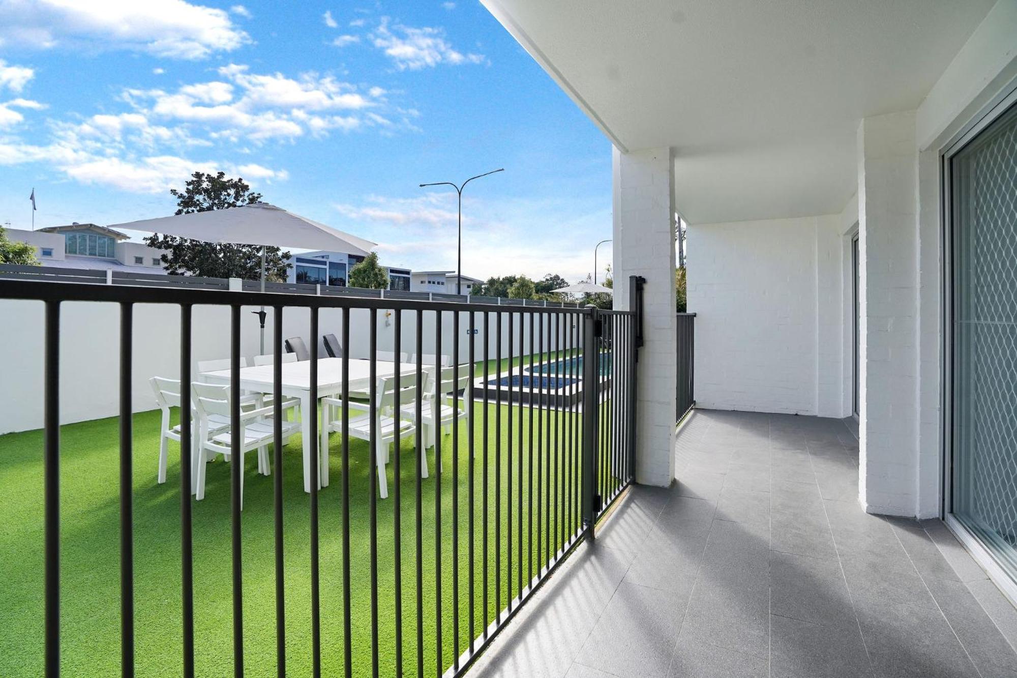 Noosa Parade Holiday Inn Habitación foto